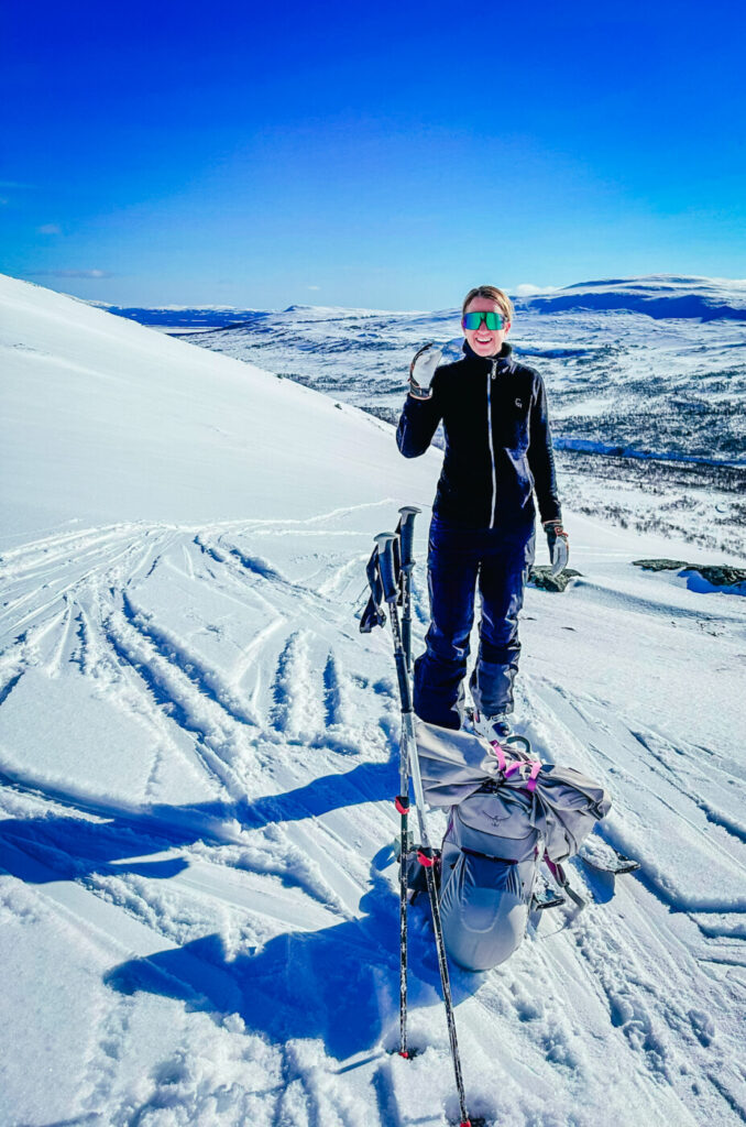 topptur Storulvån getryggen sönner skidåkning Åre Lisa